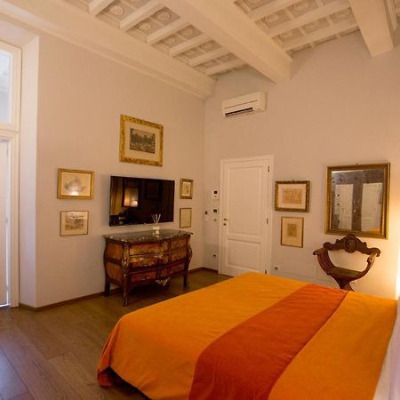 Borgo Pinti Suites Le Stanze Dei Nobili Флоренция Екстериор снимка