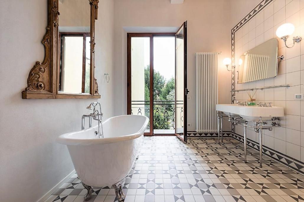 Borgo Pinti Suites Le Stanze Dei Nobili Флоренция Екстериор снимка