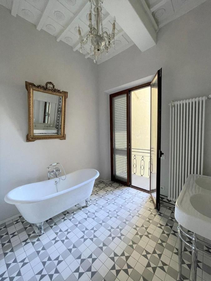 Borgo Pinti Suites Le Stanze Dei Nobili Флоренция Екстериор снимка