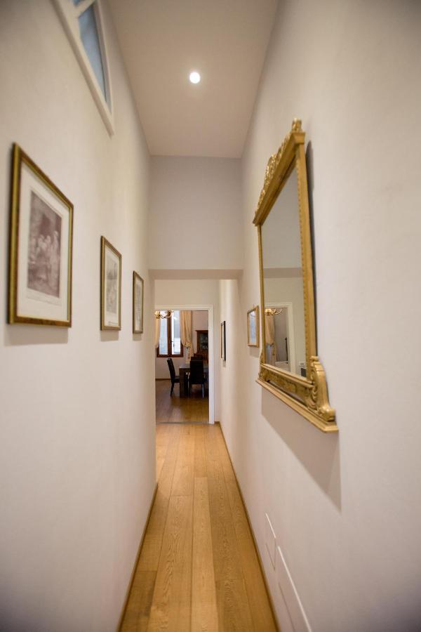 Borgo Pinti Suites Le Stanze Dei Nobili Флоренция Екстериор снимка