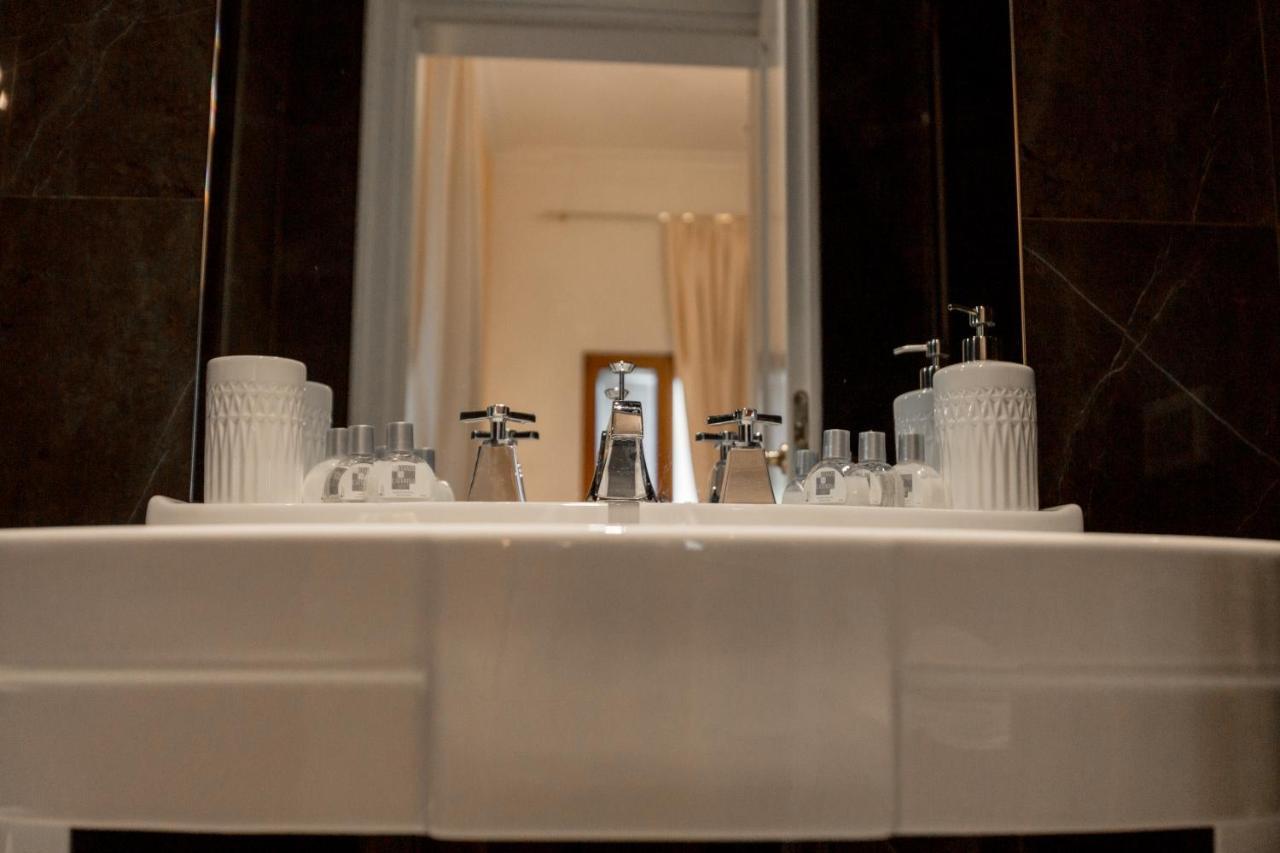 Borgo Pinti Suites Le Stanze Dei Nobili Флоренция Екстериор снимка