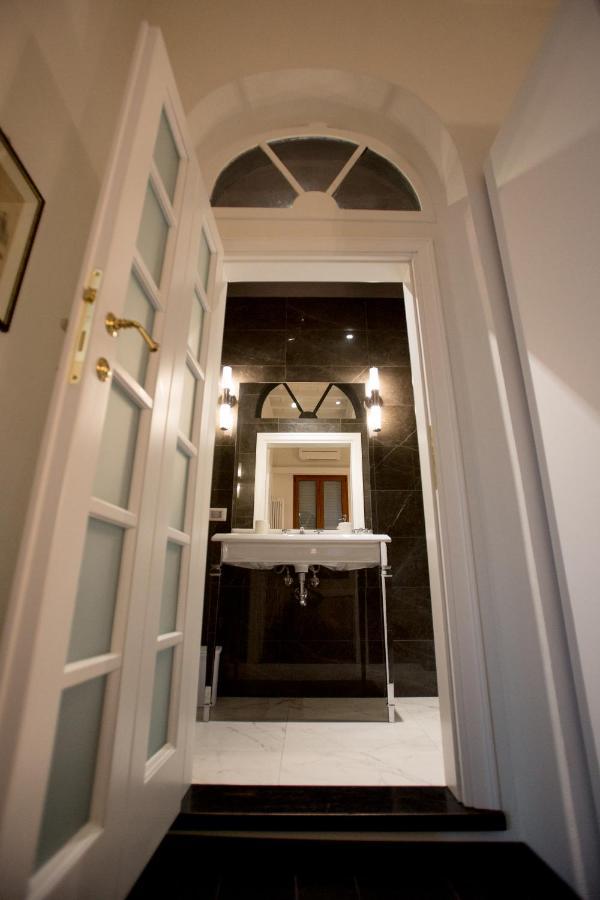 Borgo Pinti Suites Le Stanze Dei Nobili Флоренция Екстериор снимка