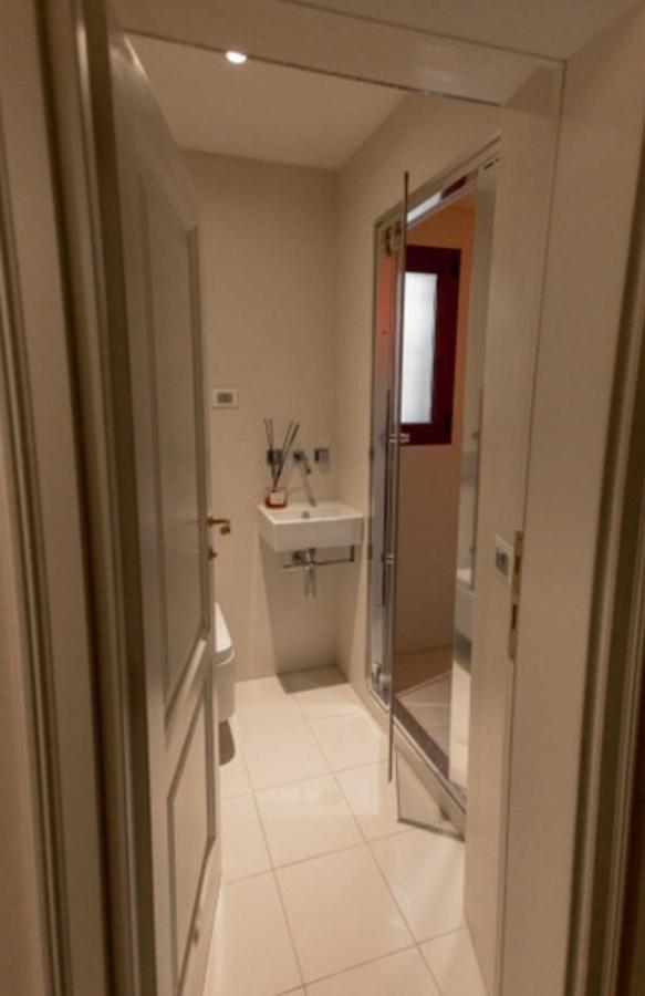 Borgo Pinti Suites Le Stanze Dei Nobili Флоренция Екстериор снимка